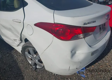 2013 Hyundai Elantra Gls из США, поврежденный, VIN 5NPDH4AE2DH324863